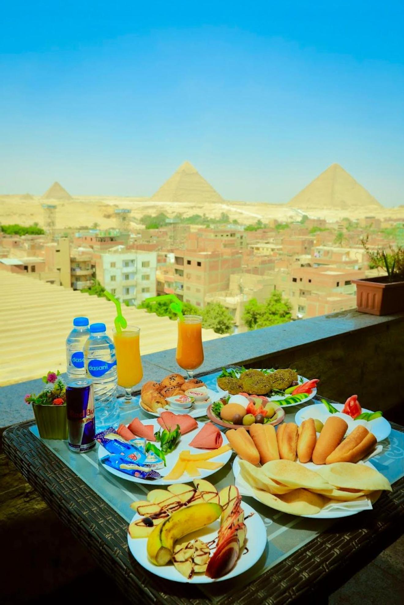 Topaz Pyramids View Inn Kafret el-Gabal Exteriör bild